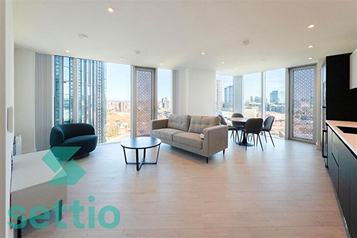 2 Bedroom Apartment To Rent In Vista River Tower, M3