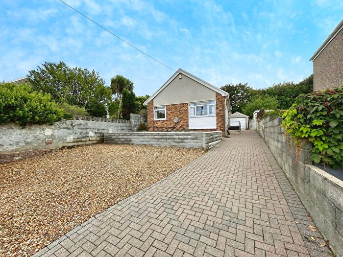 2 Bedroom Bungalow For Sale In Cwmbach Road, Fforestfach, Swansea, SA5