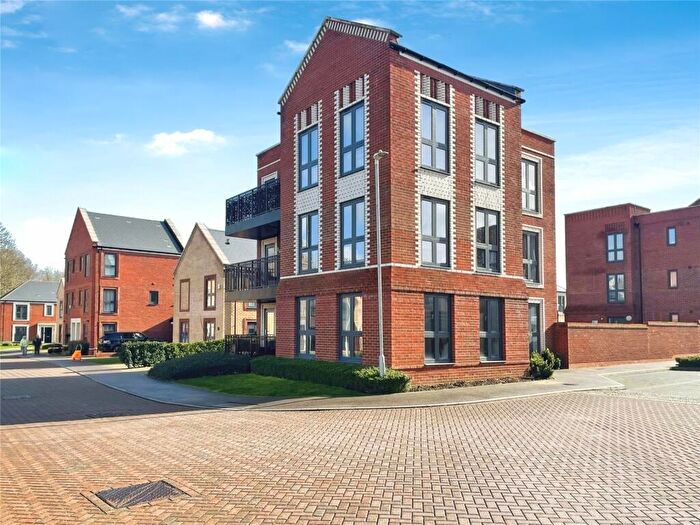 2 Bedroom Apartment To Rent In Baddlesmere Drive, Kings Hill, West Malling, Kent, ME19