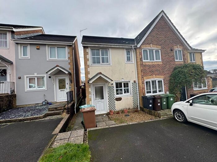 2 Bedroom Property To Rent In Celandine Gardens, Chaddlewood, PL7