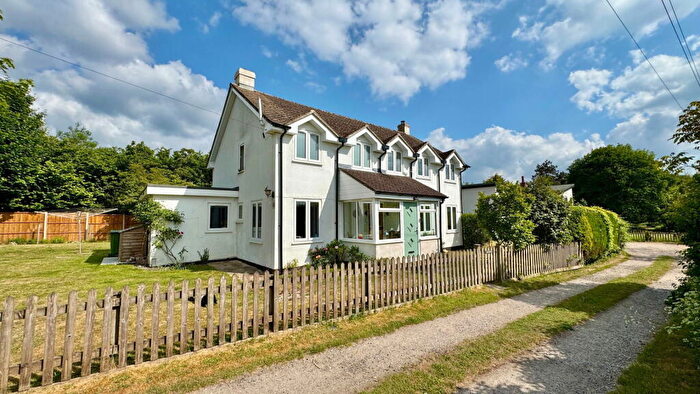 4 Bedroom Detached House For Sale In Green Lane, Chieveley, Newbury, RG20