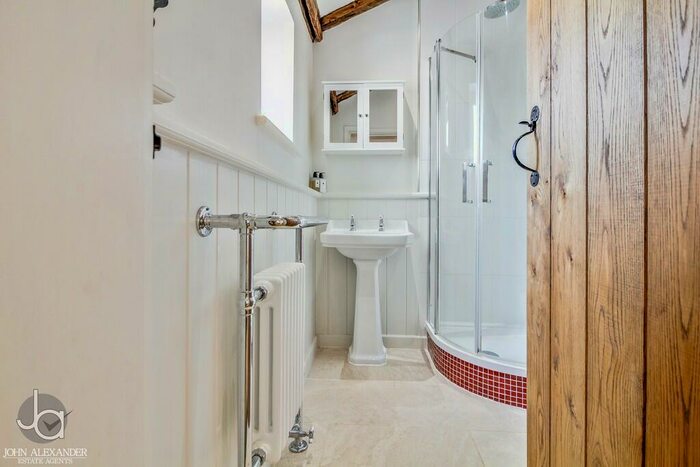 2 Bedroom Cottage For Sale In Arbour Lane, Wickham Bishops, CM8