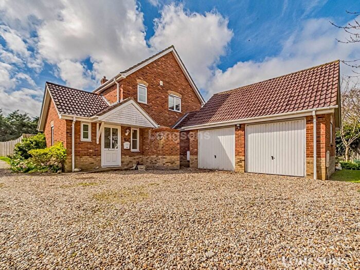 4 Bedroom Detached House For Sale In Richmond Road, Thetford, IP25