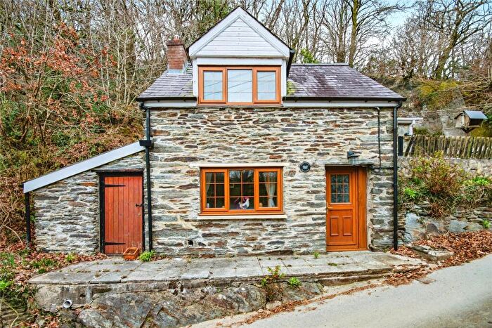 3 Bedroom Bungalow For Sale In Blaenannerch, Cardigan, Ceredigion, SA43