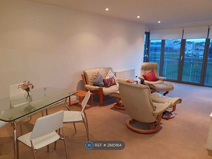 2 Bedroom Flat To Rent In Western Harbour Terrace, Edinburgh, EH6