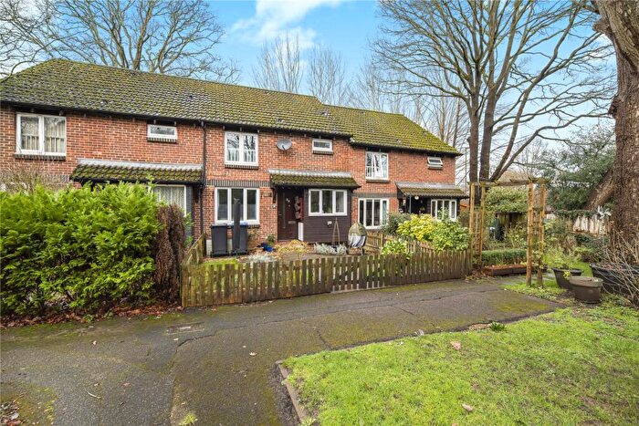 1 Bedroom Terraced House For Sale In Overthorpe Close, Knaphill, Woking, Surrey, GU21