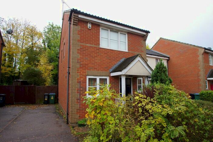 2 Bedroom Property To Rent In Brixton Road, Watford, WD24