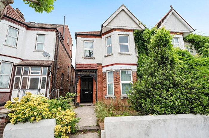 5 Bedroom House For Sale In Prout Grove, London, NW10