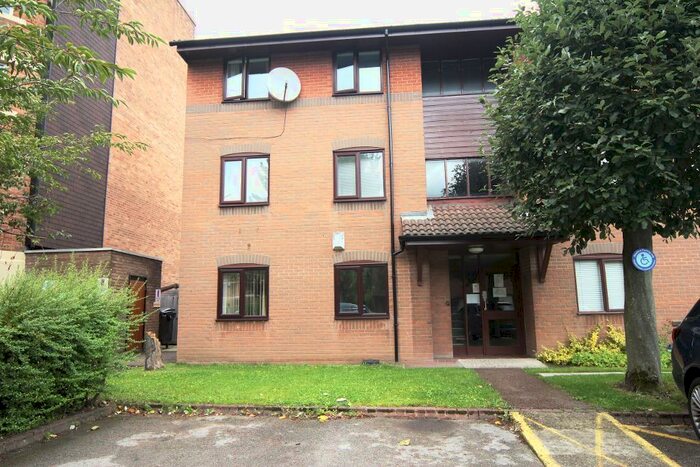 2 Bedroom Apartment To Rent In Orphan Street, City Centre, Liverpool, Merseyside, L7