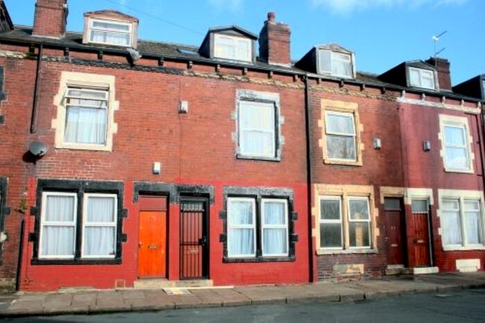 4 Bedroom Terraced House To Rent In Cross Green Lane, Cross Green, Leeds, LS9