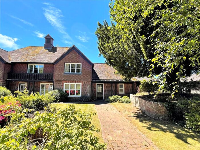 2 Bedroom Retirement Property For Sale In Timbermill Court, Fordingbridge, Hampshire, SP6