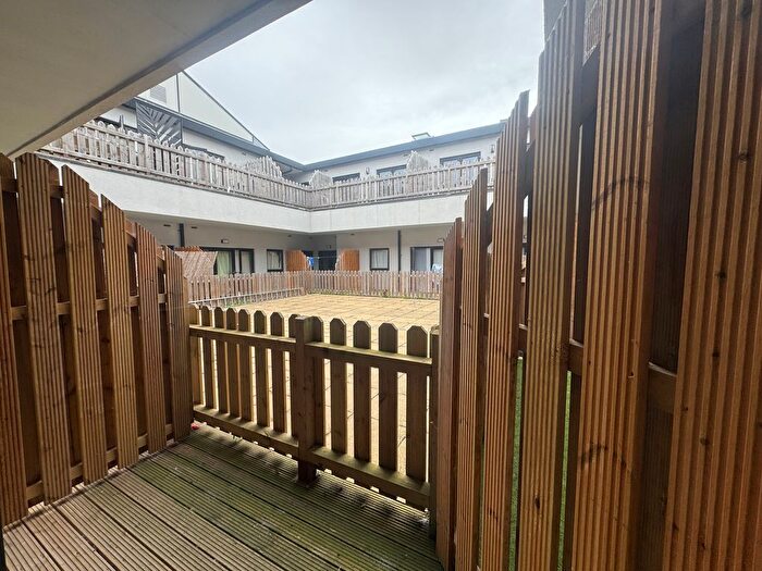 Studio To Rent In Quilters Way, Stoke Mandeville, Aylesbury, HP22