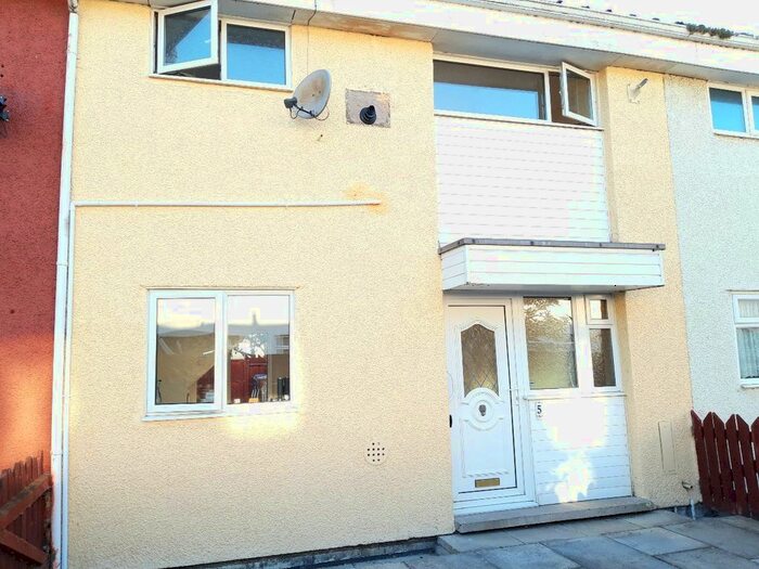 3 Bedroom Terraced House To Rent In Dibsdane, Hull, HU6