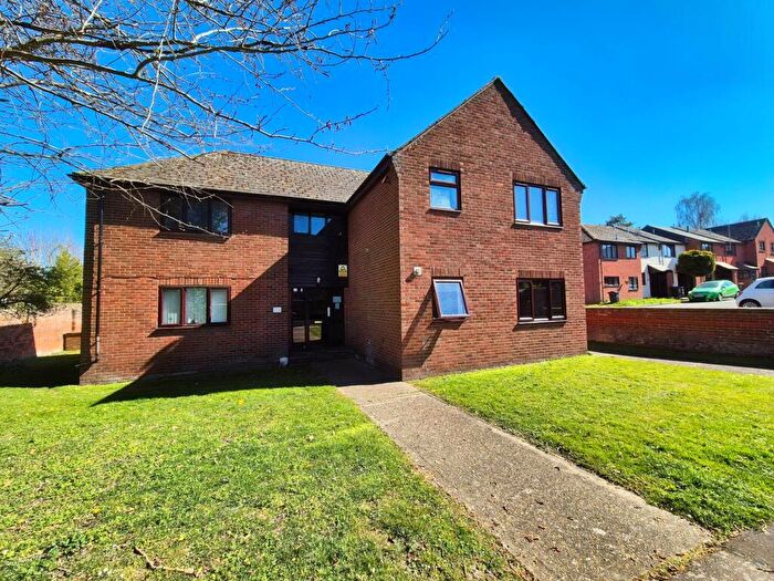 Studio To Rent In Hilton Close, Manningtree, CO11