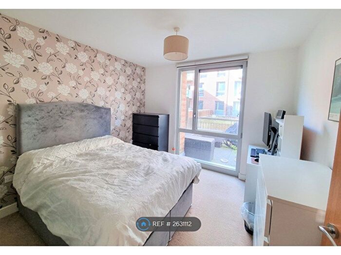1 Bedroom Flat To Rent In Nelson Walk, London, E3