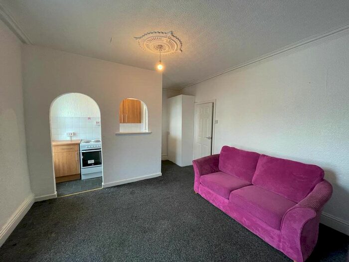 1 Bedroom Flat To Rent In Clare Street, Blackpool, Lancashire, FY1