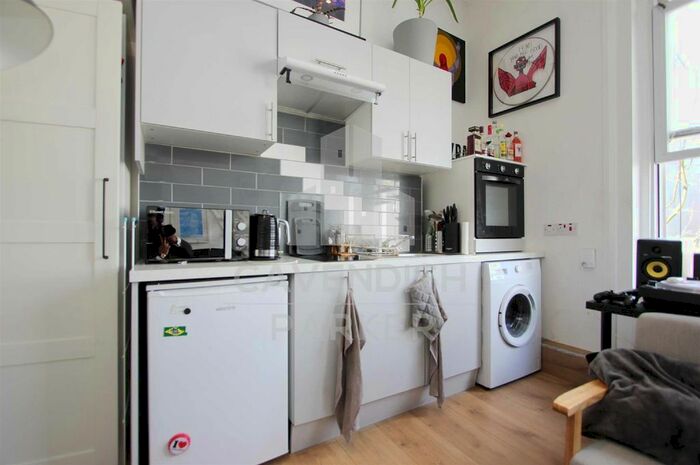 Studio To Rent In Camden Road, Camden, London, N7