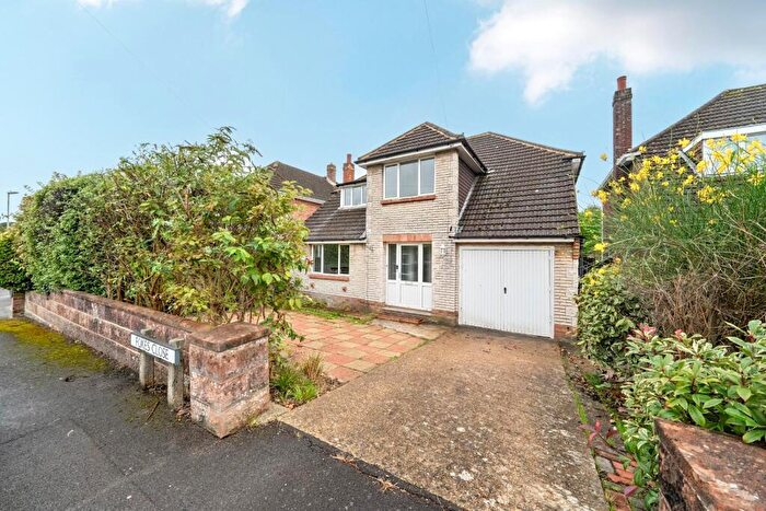4 Bedroom Detached House For Sale In Foxes Close, Waterlooville, PO7