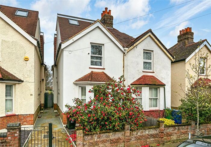 4 Bedroom End Terrace House For Sale In Chilton Road, Kew, Surrey, TW9