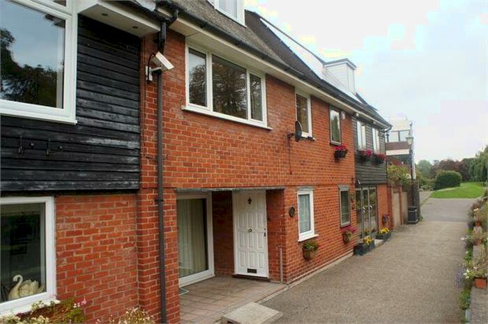 2 Bedroom Terraced House To Rent In Riverside Walk, Colchester, Essex., CO1