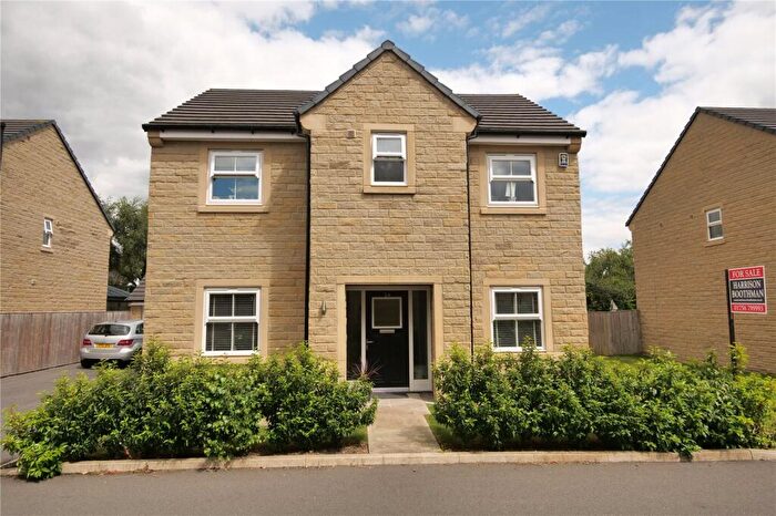 4 Bedroom Detached House For Sale In Close House Road, Skipton, North Yorkshire, BD23