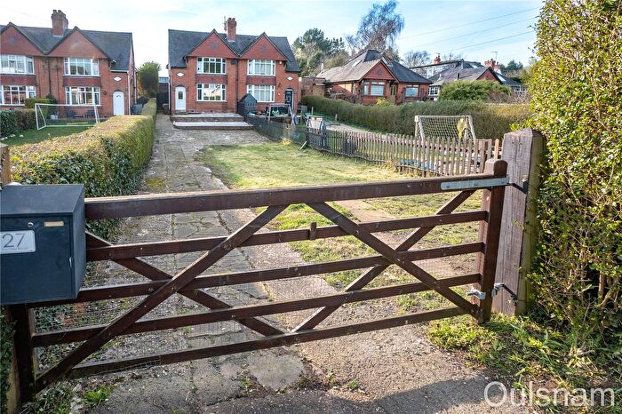 3 Bedroom Semi Detached House For Sale In Fairfield Road, Bournheath, Bromsgrove, Worcestershire, B61