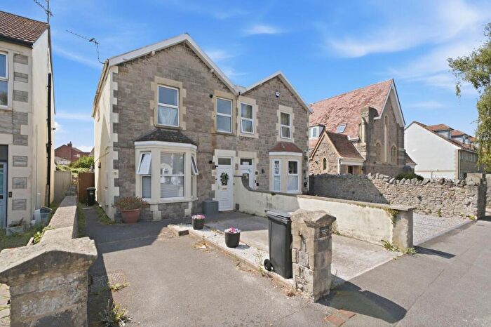 2 Bedroom Flat To Rent In Hill Road, Weston-Super-Mare, BS23