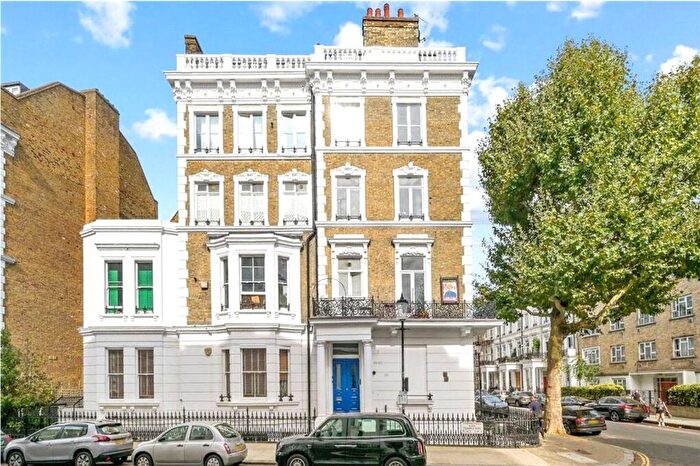 Studio To Rent In Trebovir Road, London, SW5