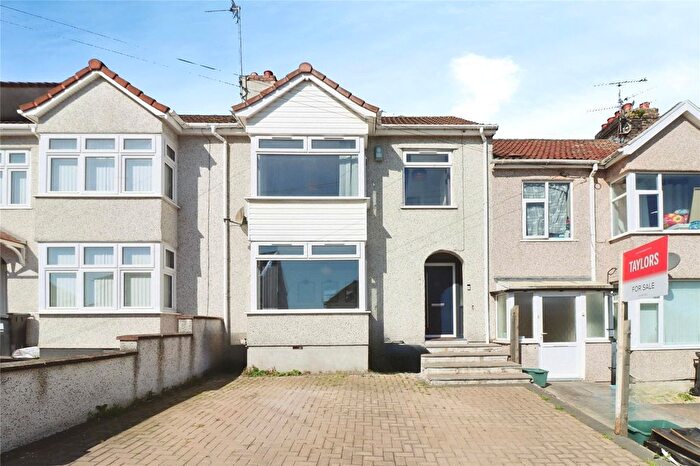 3 Bedroom Terraced House For Sale In Southfield Avenue, Kingswood, Bristol, BS15