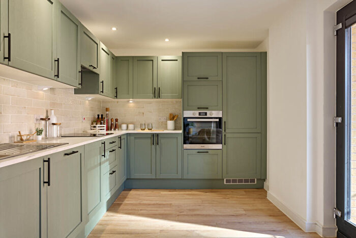 2 Bedroom Duplex To Rent In Springmount Lane, Stockport, Greater Manchester, SK3