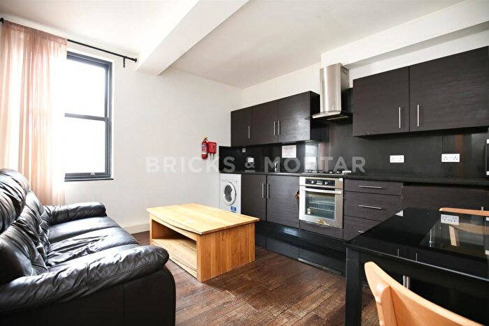 2 Bedroom Apartment To Rent In (£pppw) Leazes Arcade, City Centre, NE1