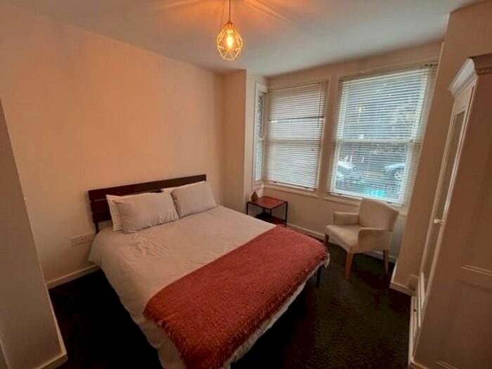 1 Bedroom Flat To Rent In Dyke Road Drive, Brighton, BN1