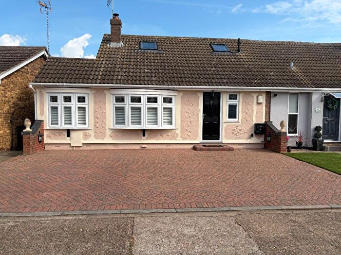 3 Bedroom Chalet To Rent In Berg Avenue, Canvey Island, SS8