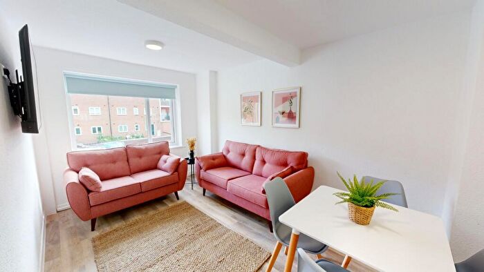4 Bedroom Apartment To Rent In Cheltenham Terrace, NE6