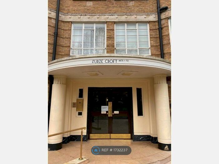 1 Bedroom Flat To Rent In Furze Hill, Hove, BN3