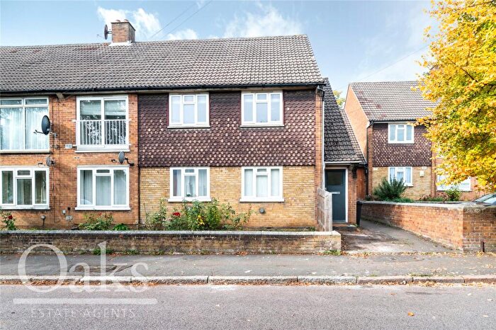 3 Bedroom Semi Detached House To Rent In Lamberhurst Road, West Norwood, SE27