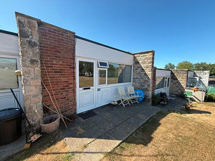 2 Bedroom Semi-Detached Bungalow To Rent In Cockleton Lane, Gurnard Pines, PO31