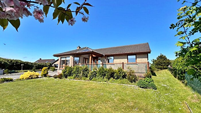 3 Bedroom Detached Bungalow For Sale In Bakers Road, Newmarket, HS2