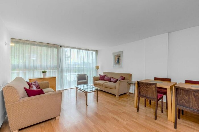 2 Bedroom Flat To Rent In Cubitt Street, King's Cross, London, WC1X