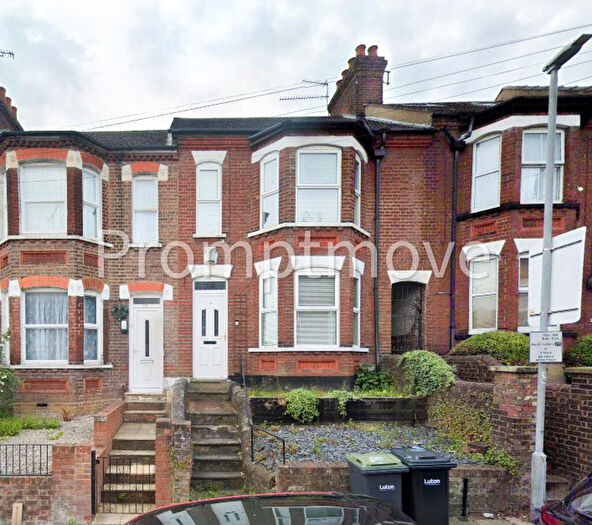 3 Bedroom Terraced House To Rent In Ashton Road Luton, LU1