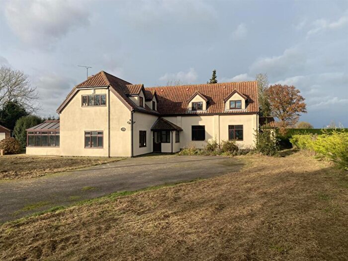 5 Bedroom Detached House To Rent In Mendlesham, IP14