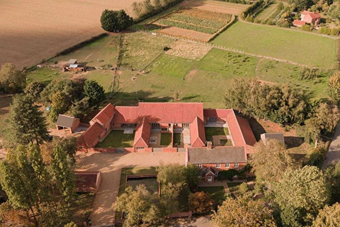 3 Bedroom Barn Conversion For Sale In Banningham, Norfolk, NR11