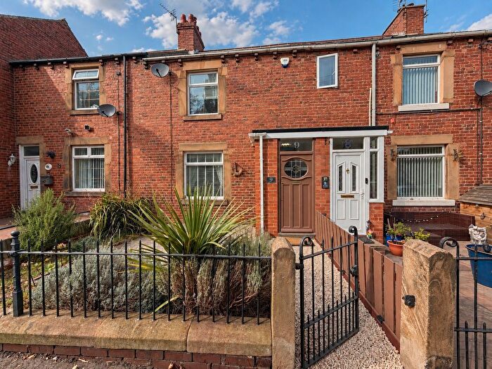 2 Bedroom Terraced House For Sale In Croxdale Terrace, Greenside, NE40