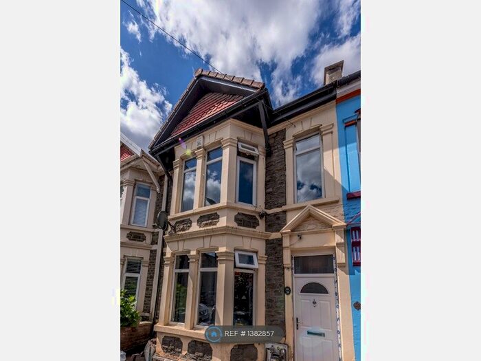 6 Bedroom Terraced House To Rent In Chelsea Road, Bristol, BS5