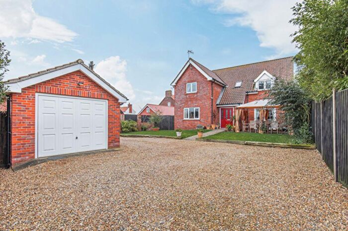 4 Bedroom Detached House For Sale In Prime Location In Sheringham, NR26
