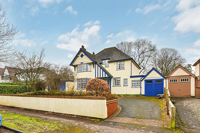 4 Bedroom Detached House For Sale In Serpentine Road, Selly Park, B29