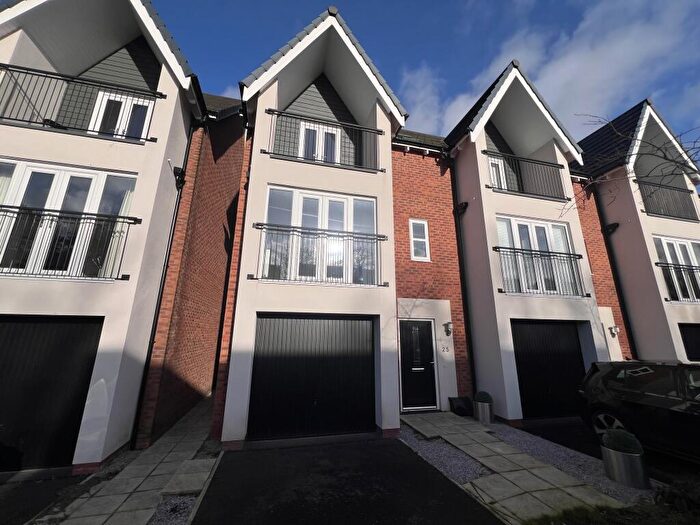 4 Bedroom Semi-Detached House To Rent In Primrose Way, Wilmslow, SK9