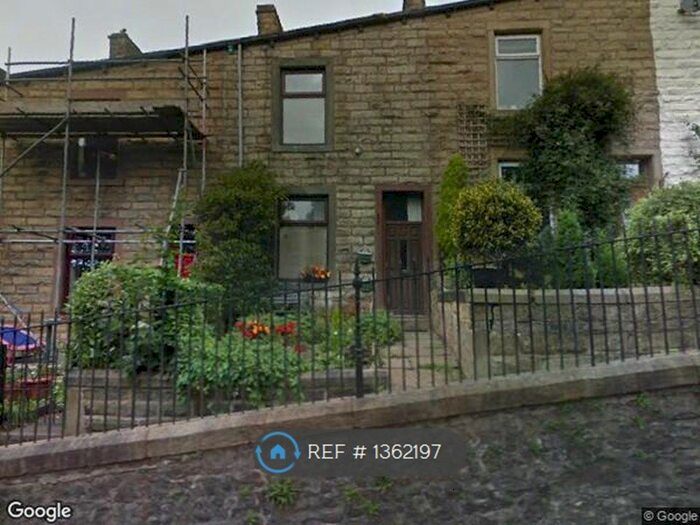 3 Bedroom Terraced House To Rent In Colne Lane, Colne, BB8