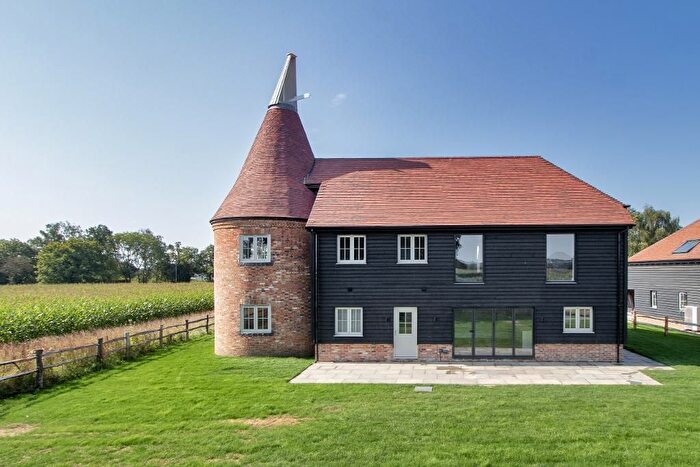 4 Bedroom Detached House For Sale In Four Oaks Road, Four Oaks, Hawkenbury, Kent, TN27