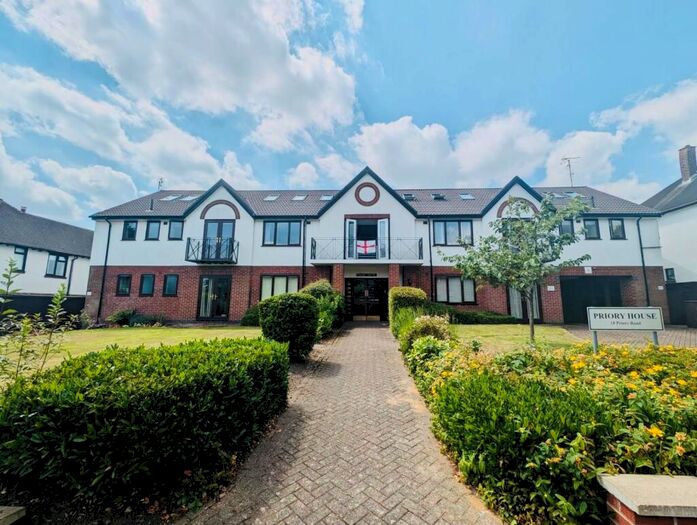 1 Bedroom Apartment To Rent In Priory House, Kenilworth, CV8
